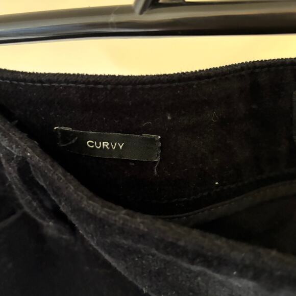 Talbots EUC Women's Curvy Black Straight Leg Velvet Jeans Size 12P - Picture 4 of 7